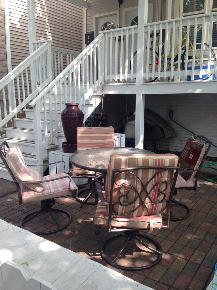 1734 W Roscoe St #2 - Photo 2 of 24