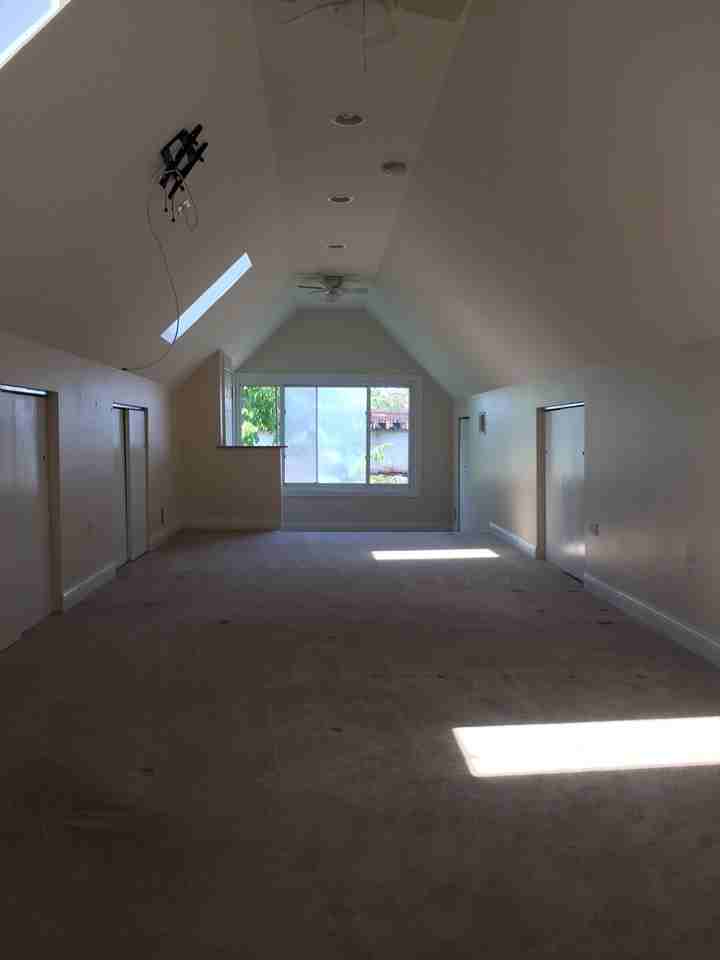 1734 W Roscoe St #2 - Photo 6 of 24
