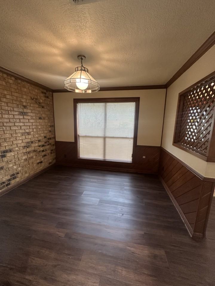 605 Church StreetUnit B #1 - Photo 3 of 10