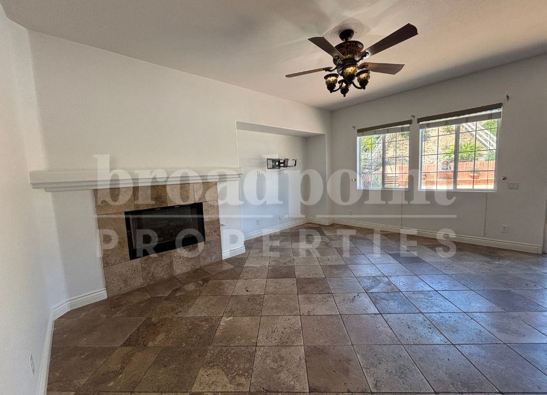 637 Oak Glade Dr #1 - Photo 7 of 24
