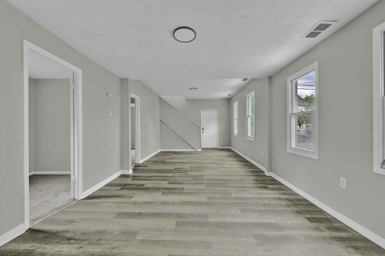 5008 McBride - Photo 5 of 18