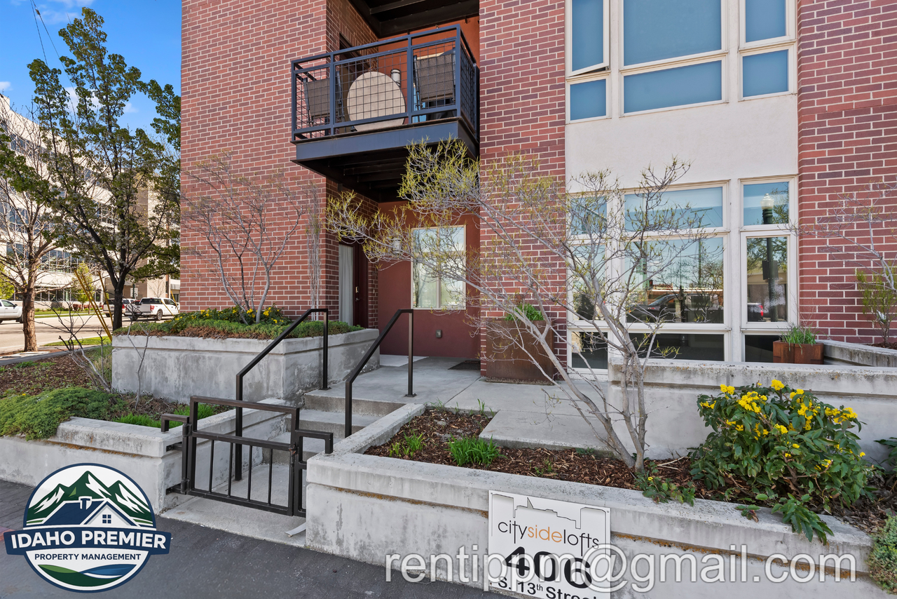 406 S 13th St #1 - Photo 4 of 19