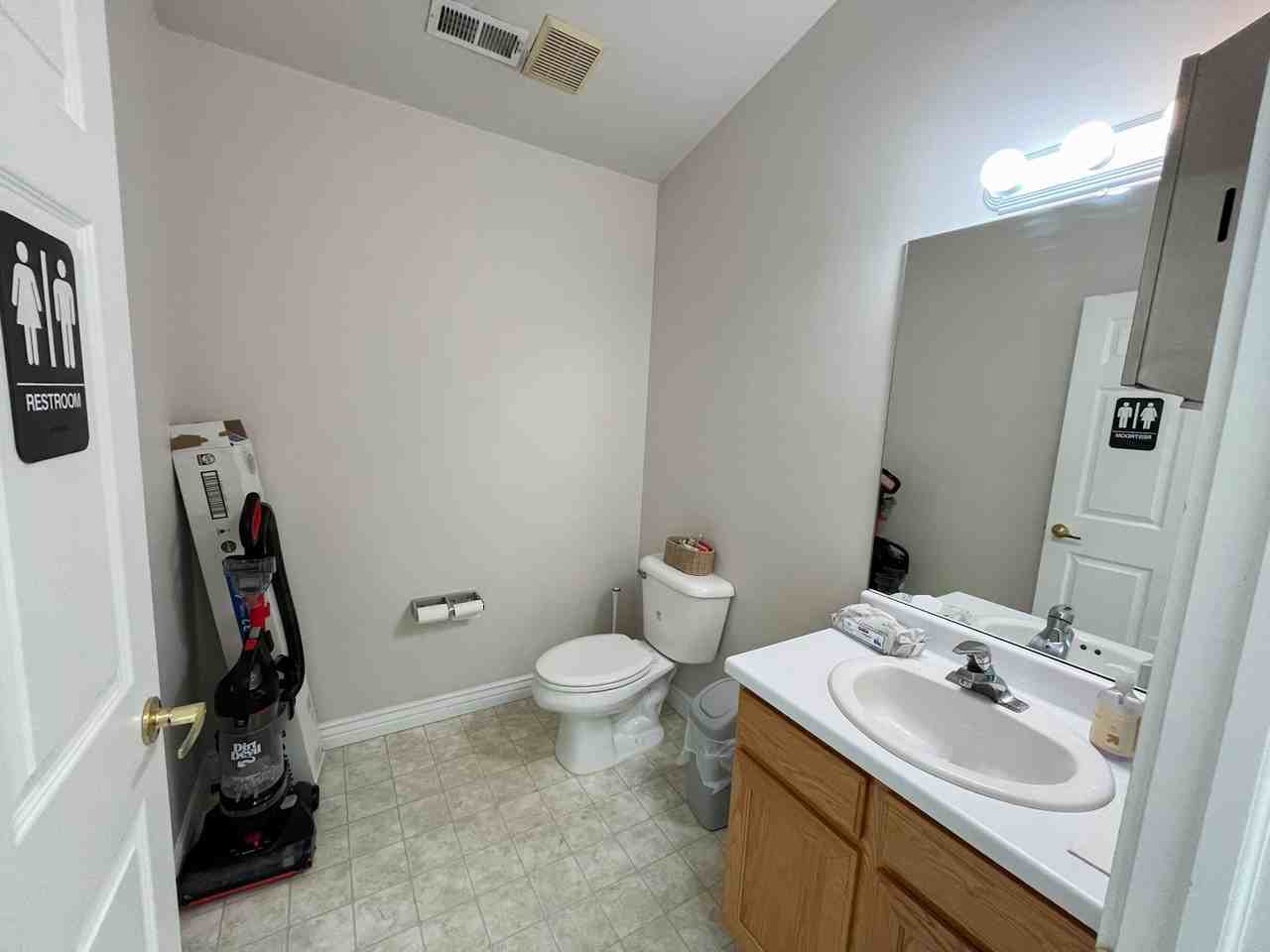 1234 South Jordan Parkway, Unit C-2 - Photo 5 of 11