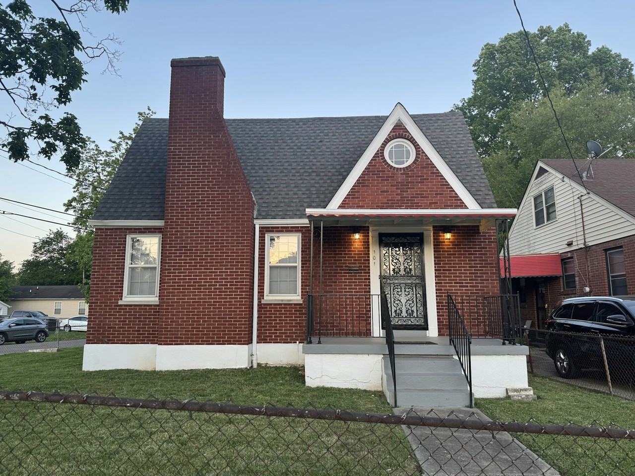 101 S 39th St - Photo 5 of 24