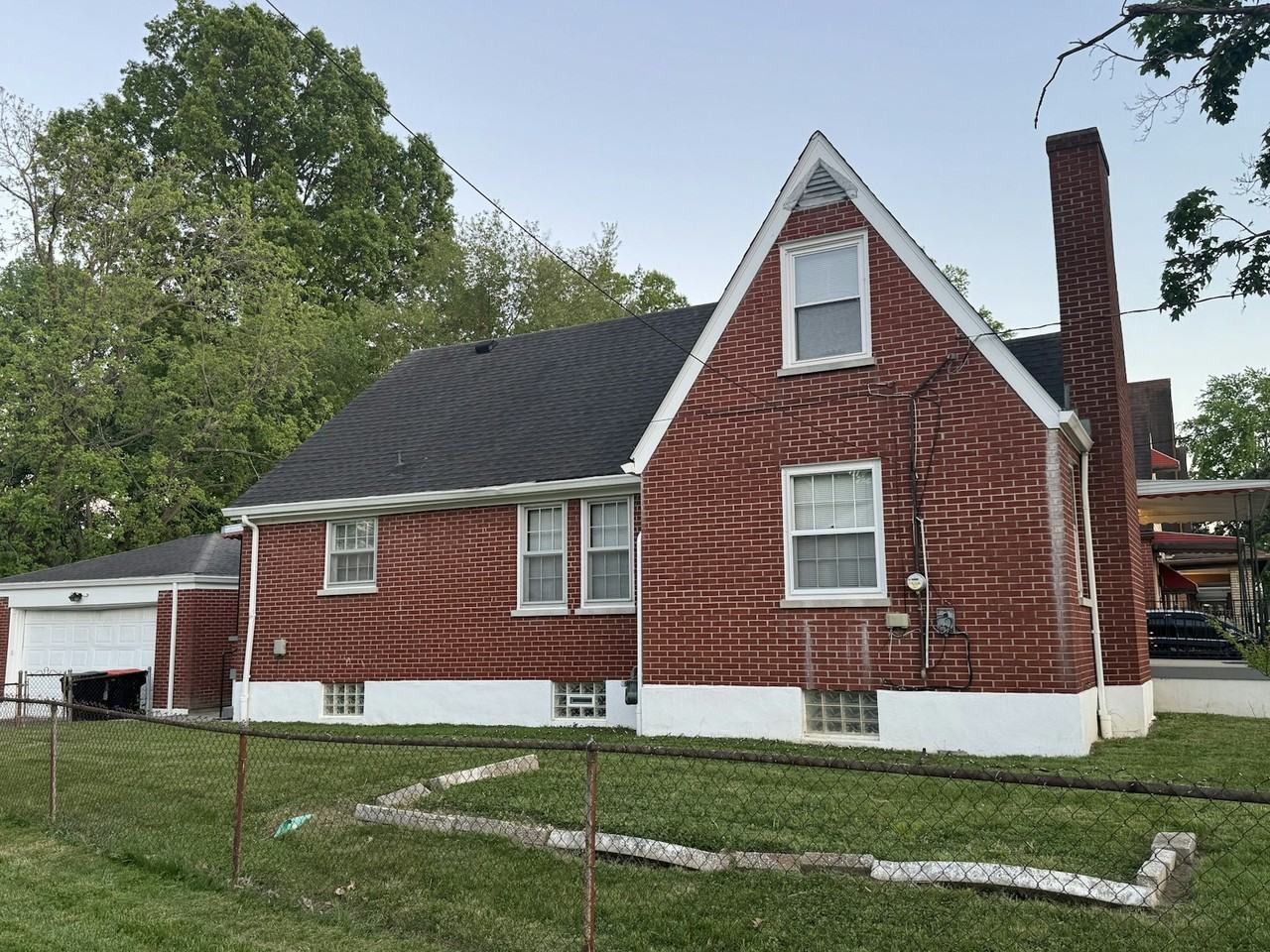101 S 39th St - Photo 6 of 24