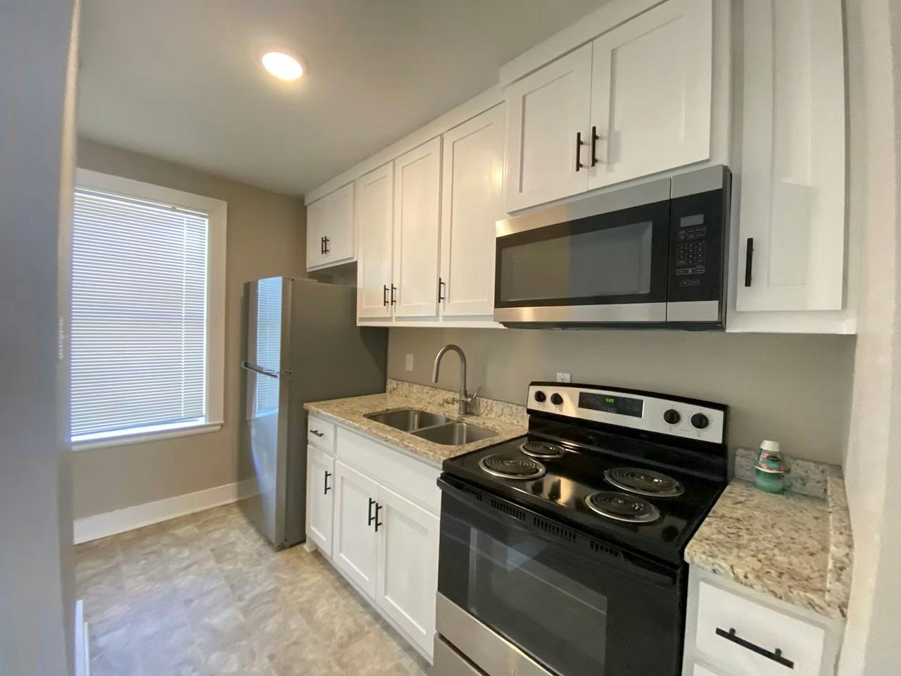 806 Jane Drive - Photo 5 of 16