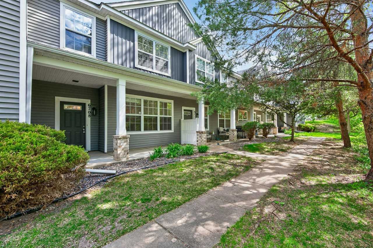 6708 Narcissus Lane North - Photo 2 of 28