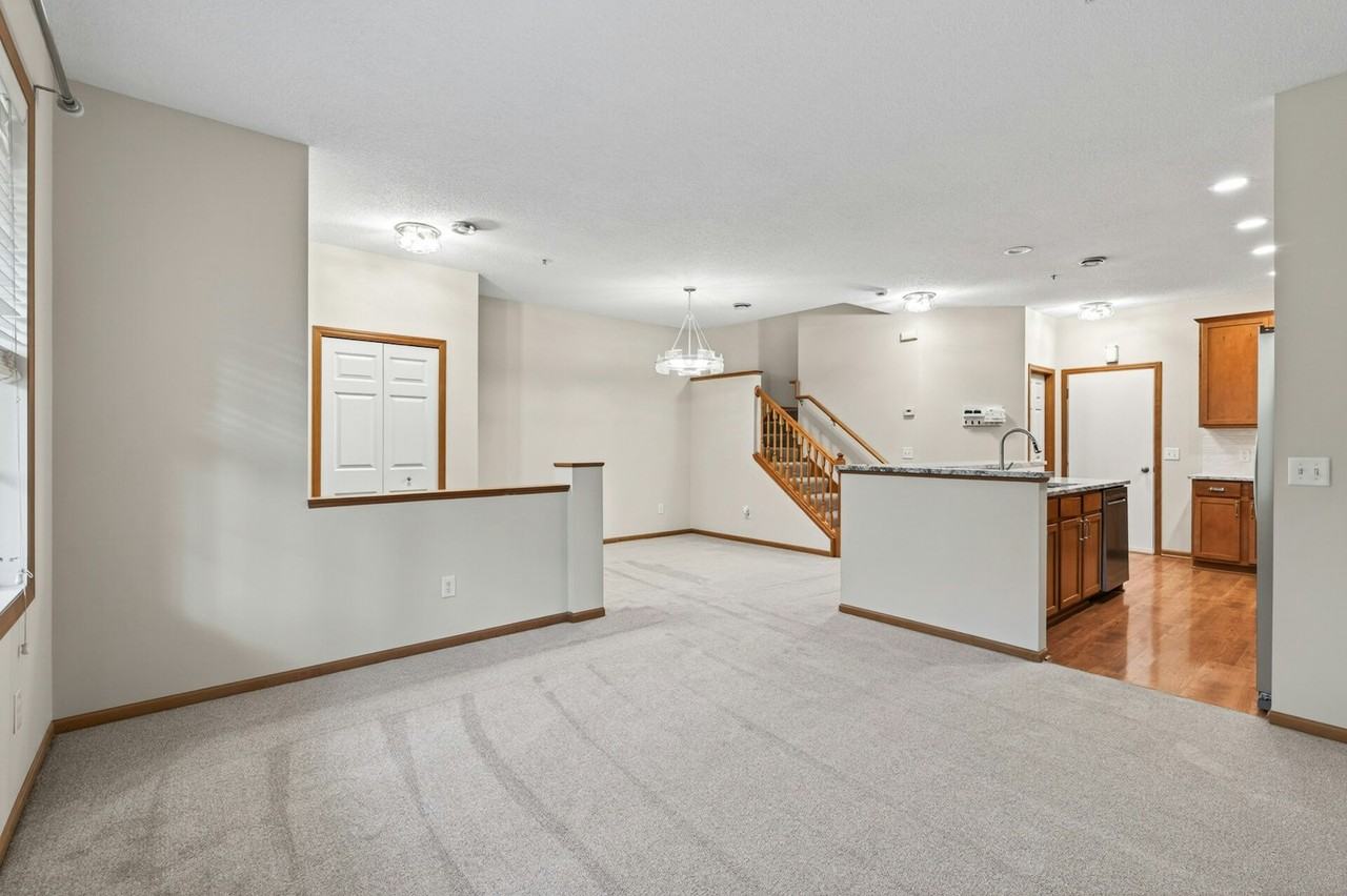6708 Narcissus Lane North - Photo 7 of 28
