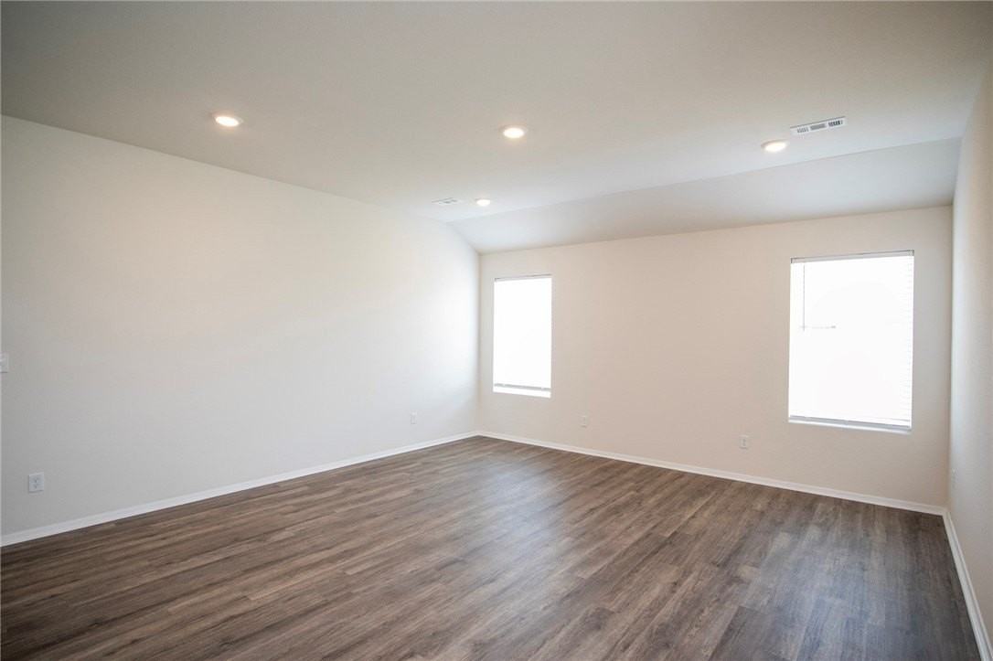 2720 Gorman St - Photo 5 of 19