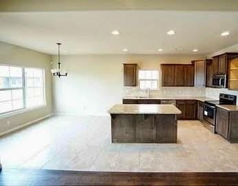 500 Sw Milestone Rd - Photo 5 of 11