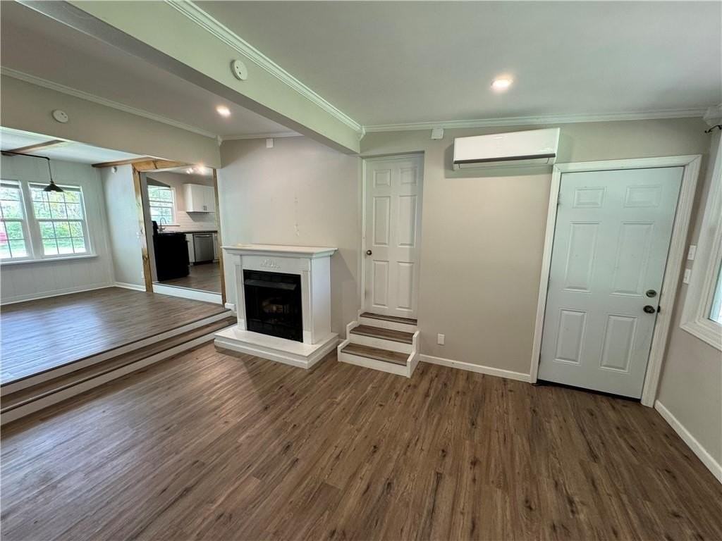 1843 N Janice Ave - Photo 7 of 15