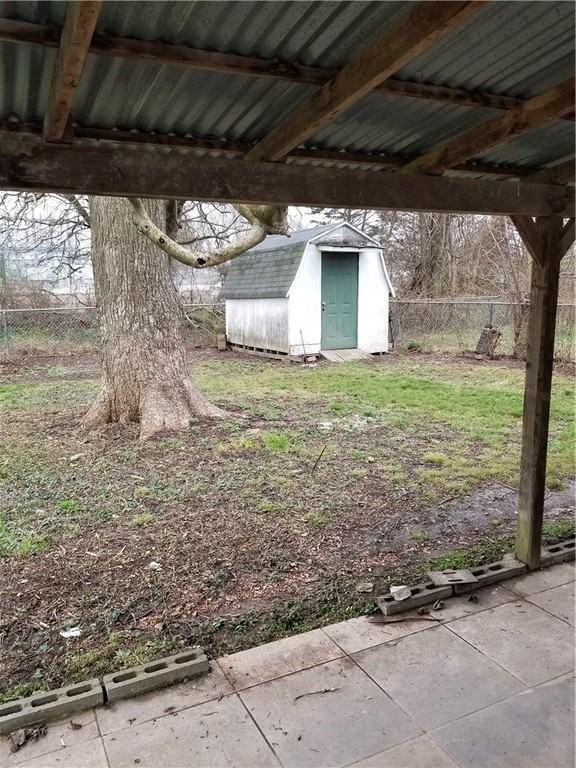 907 Se H St - Photo 5 of 15