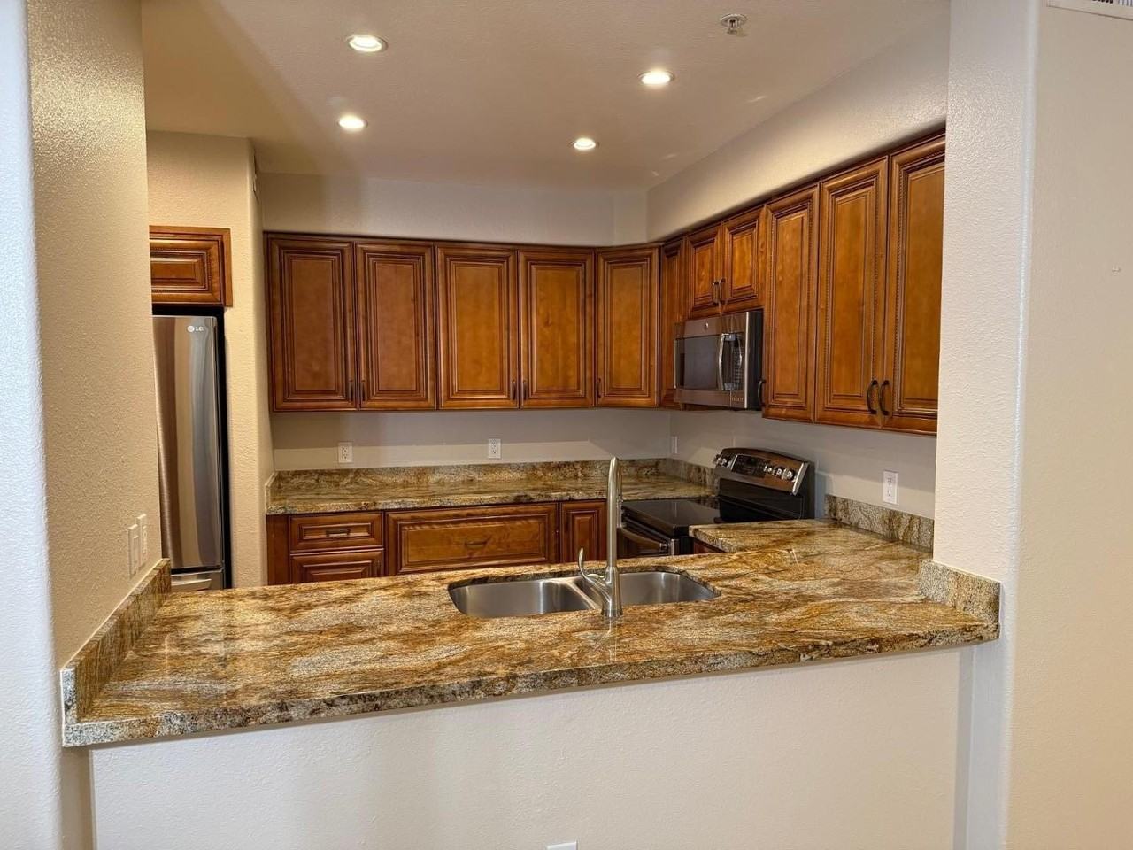 20100 N 78th Pl #1069 - Photo 4 of 33