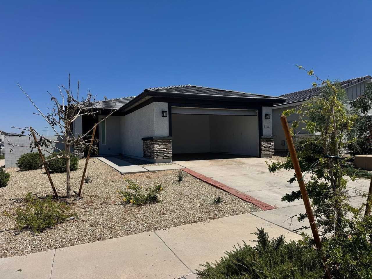 17388 W Country Club Ter - Photo 5 of 27