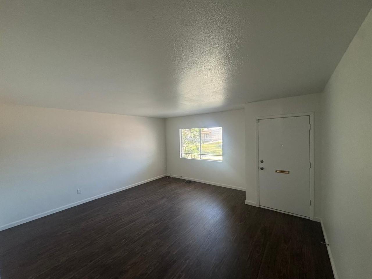 8216 E Keim Dr - Photo 4 of 22