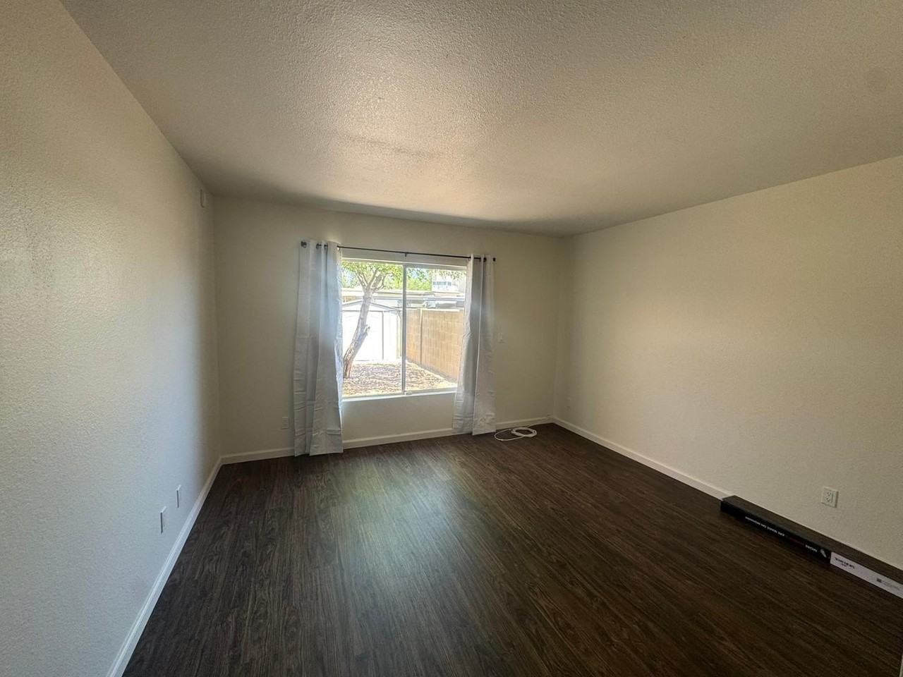 8216 E Keim Dr - Photo 6 of 22