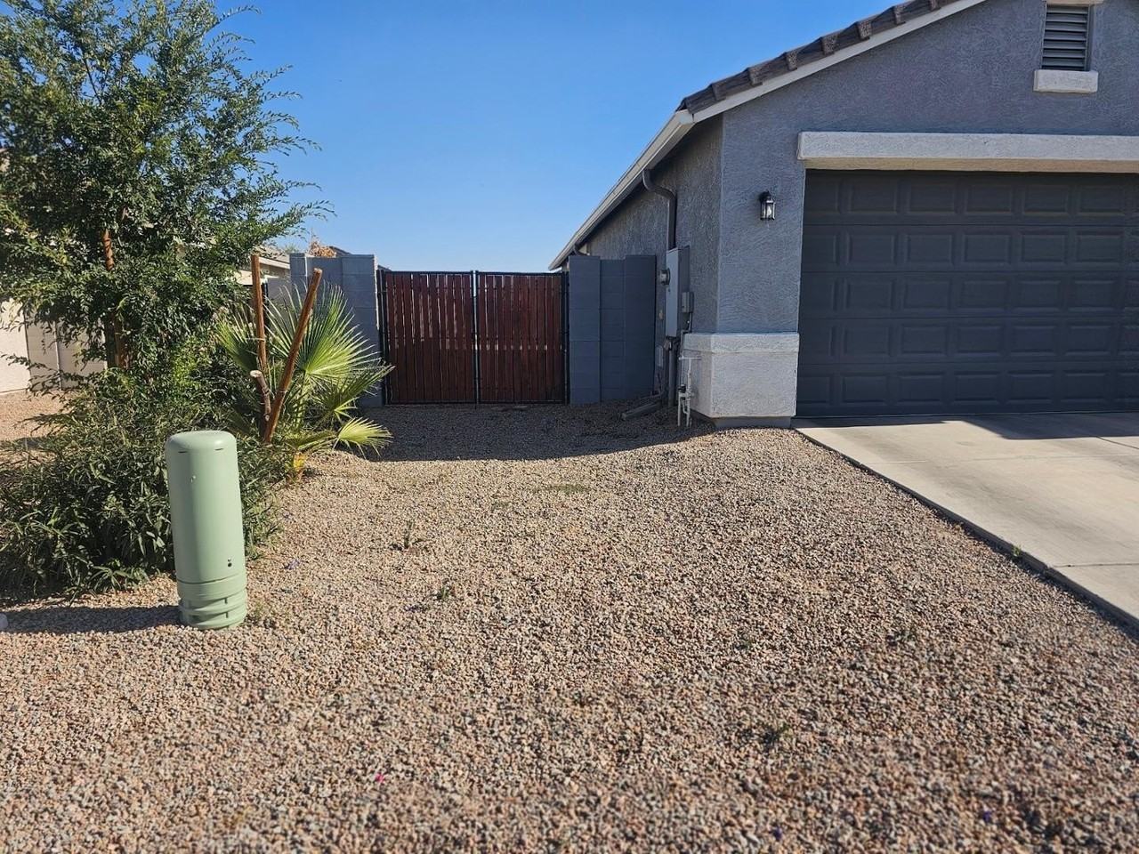 35963 W San Alvarez Ave - Photo 2 of 3