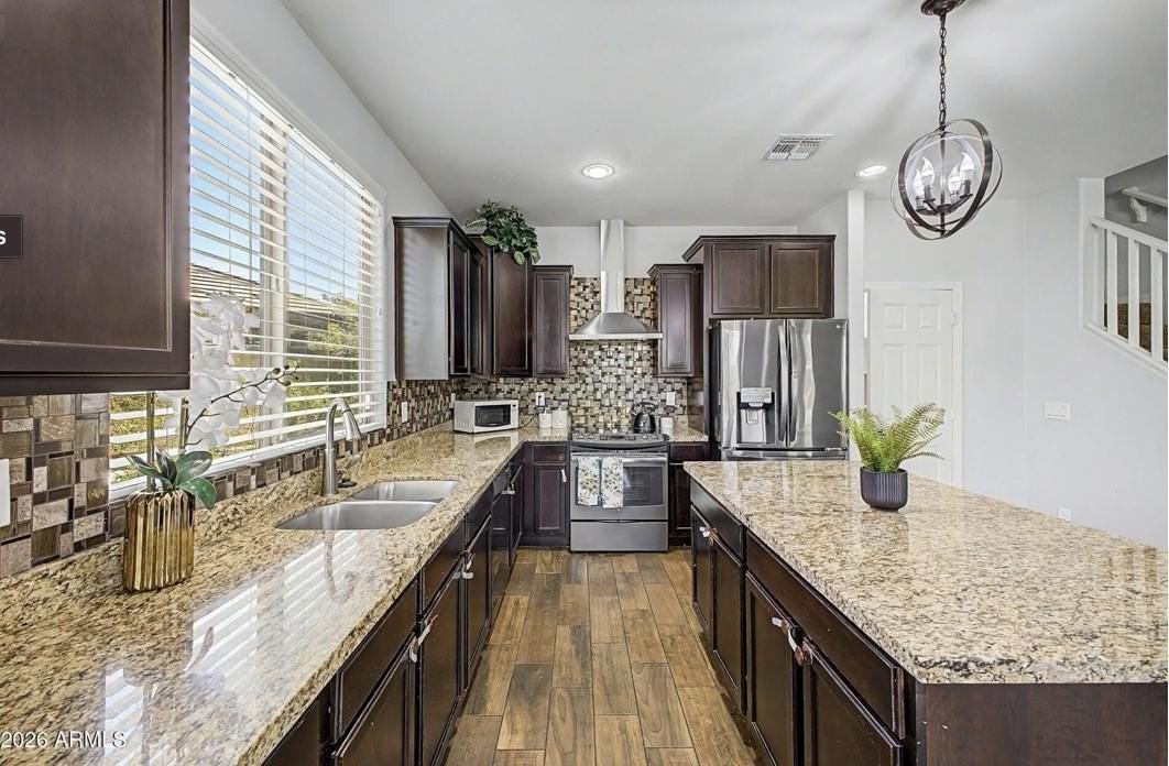 12394 N 69th Ave - Photo 4 of 15