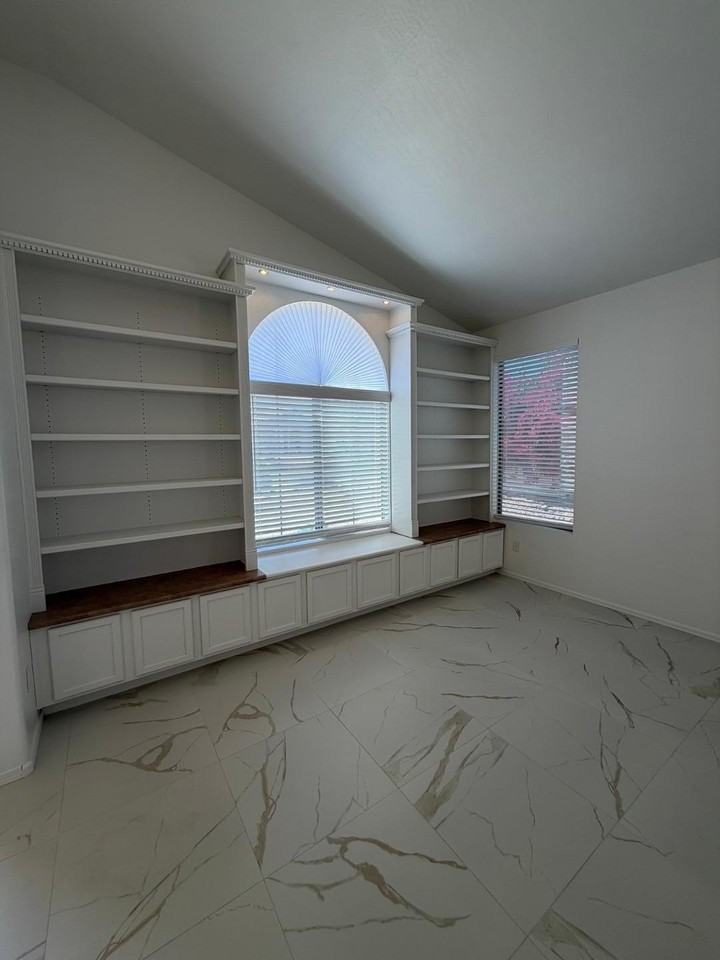 1776 W Canary Way - Photo 4 of 30