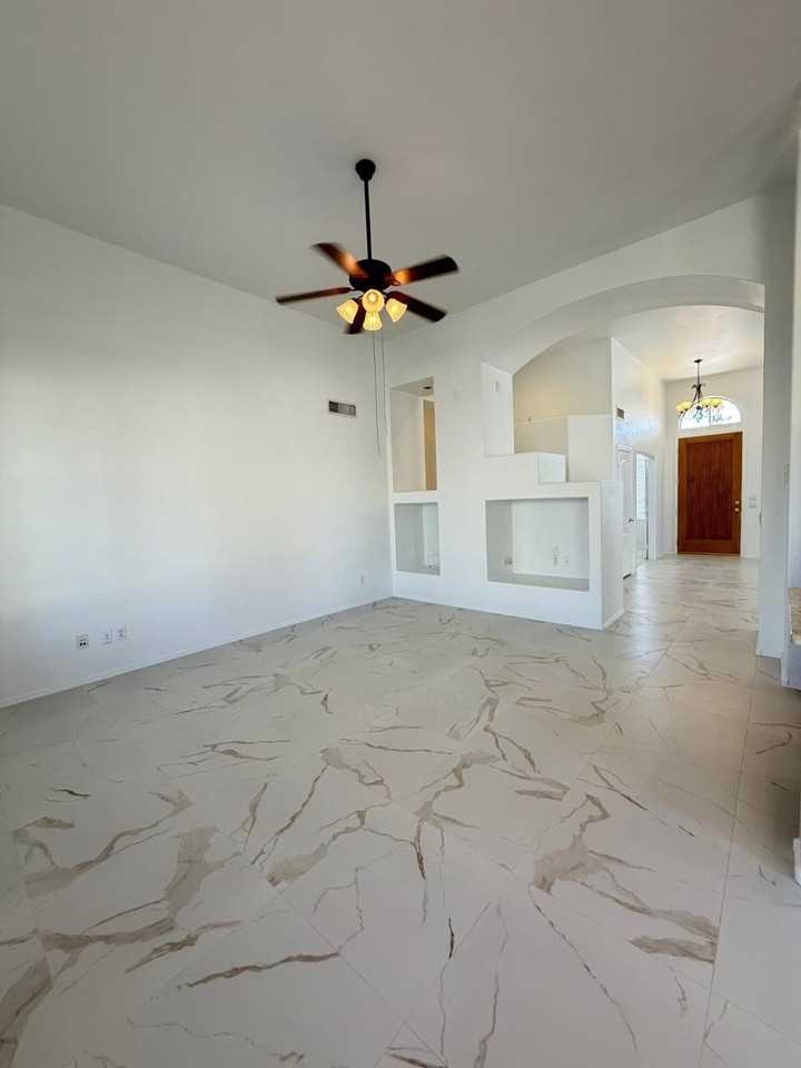 1776 W Canary Way - Photo 6 of 30