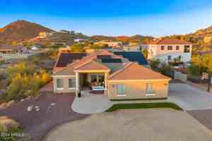 featured image of 412 E Yearling Rd