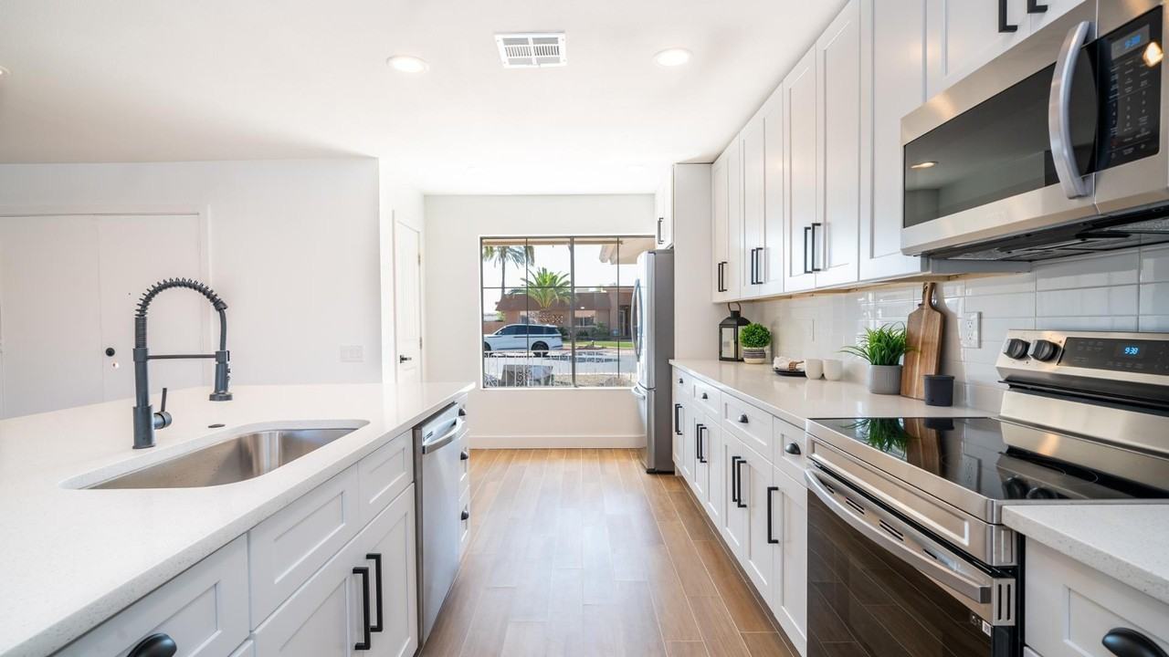 14044 N Cameo Dr - Photo 4 of 22