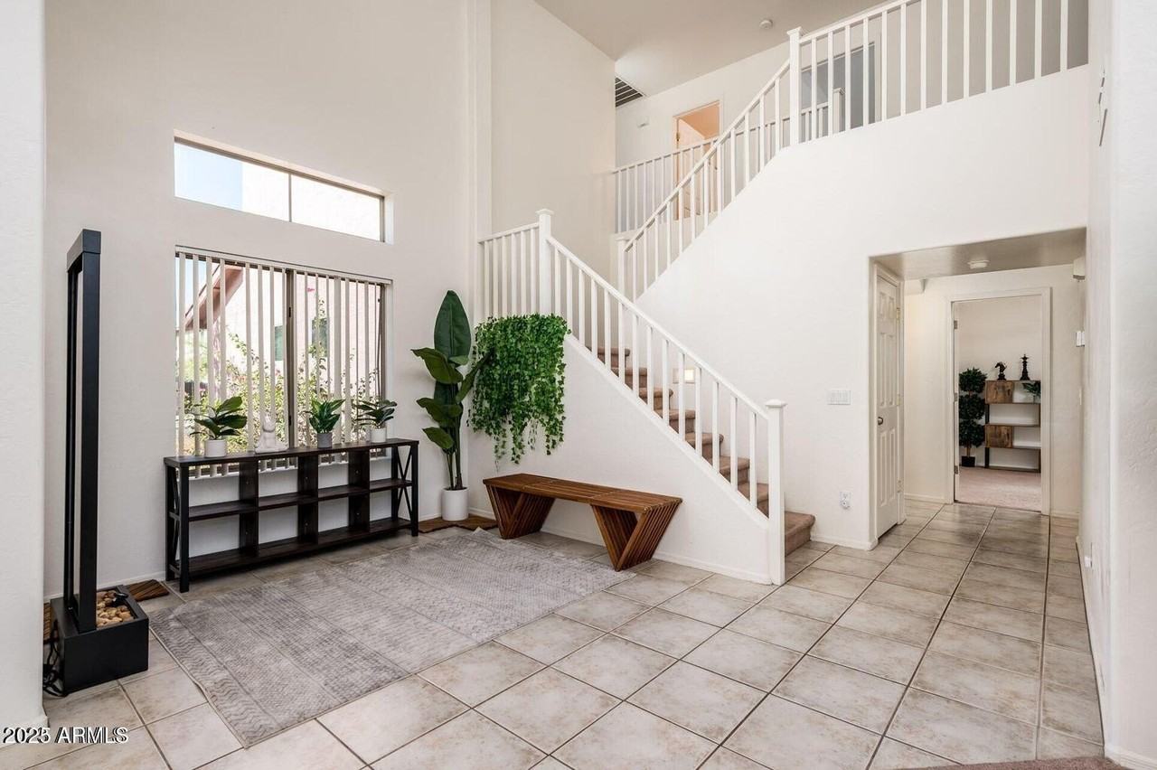 13604 W Rovey Ave - Photo 5 of 31