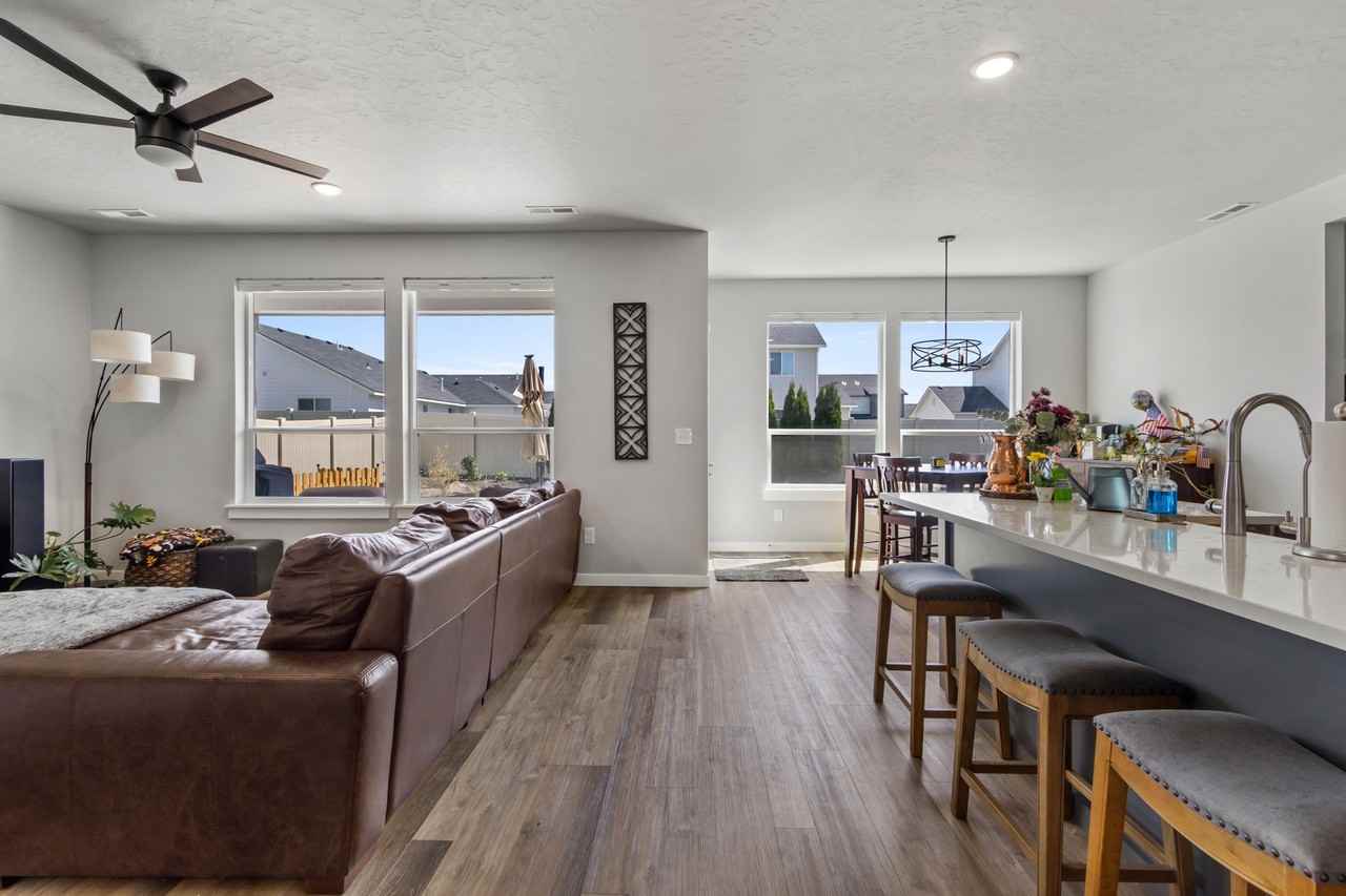 2308 N Blue Marsh Way #1 - Photo 4 of 20
