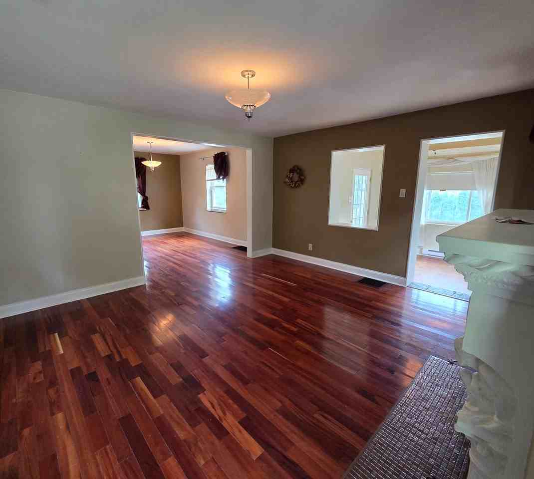 961 Sunglow St #1 - Photo 3 of 29