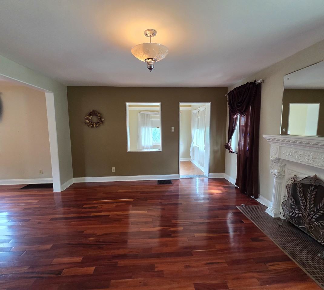 961 Sunglow St #1 - Photo 5 of 29