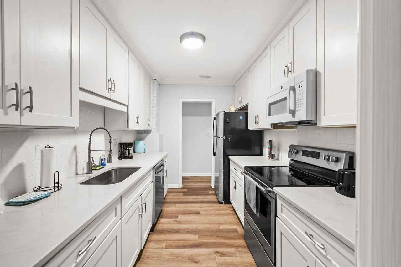Reid Ave - Photo 3 of 24