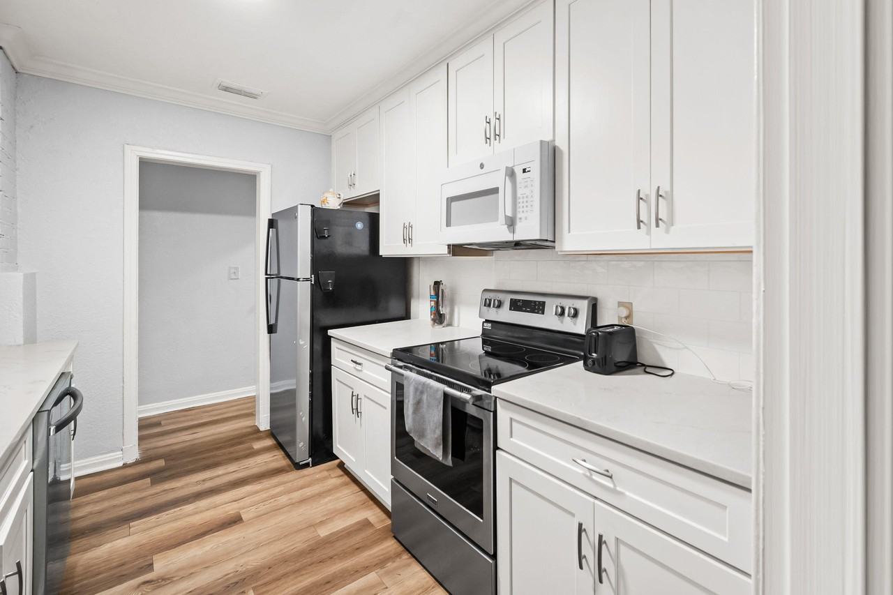 Reid Ave - Photo 4 of 24