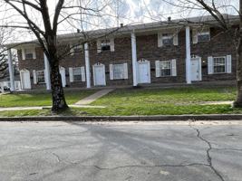 featured image of 422 Brown St #3