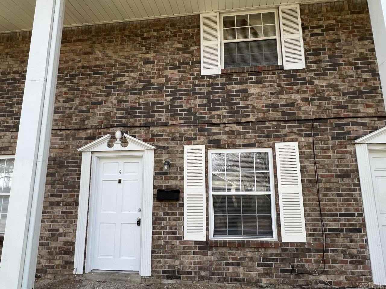 422 Brown St #3 - Photo 2 of 6