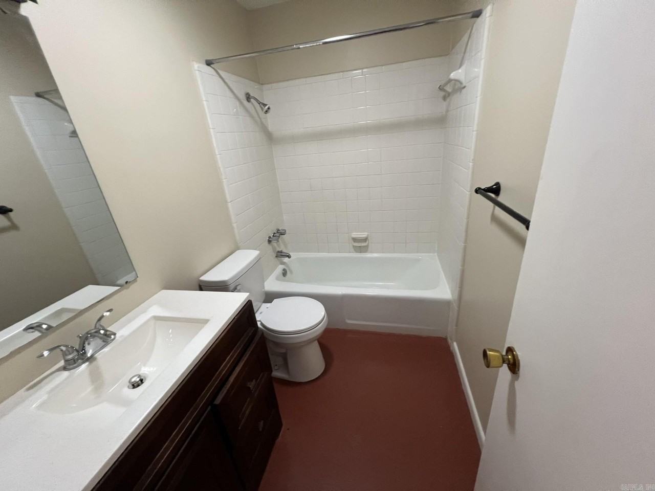 422 Brown St #3 - Photo 3 of 6