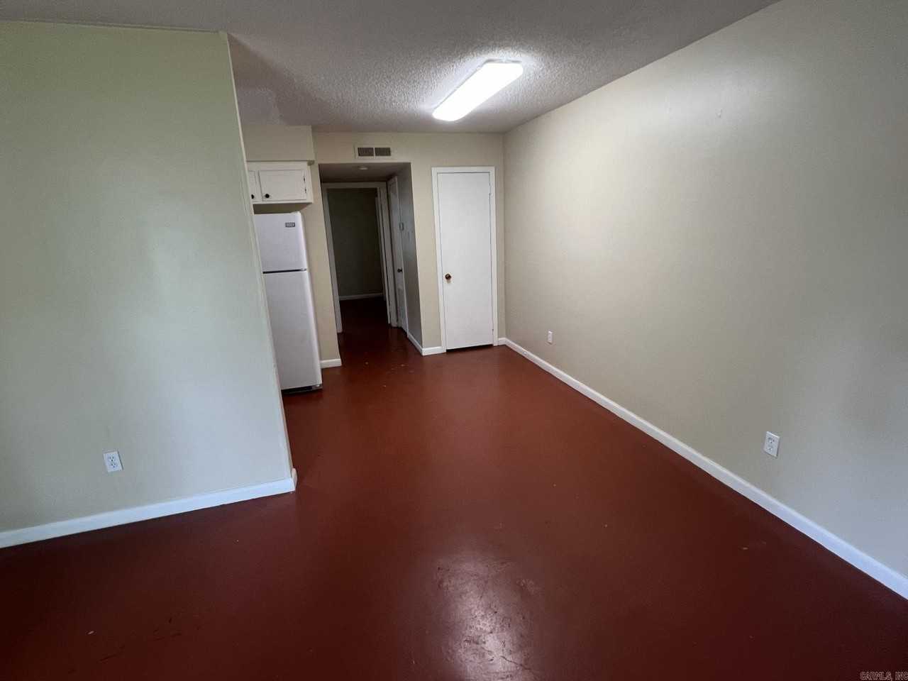 422 Brown St #3 - Photo 5 of 6