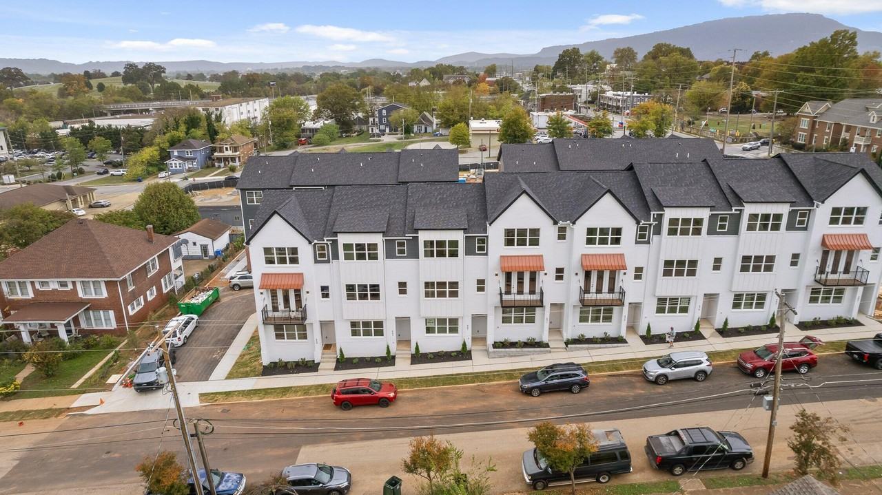 659 Bespoke Way