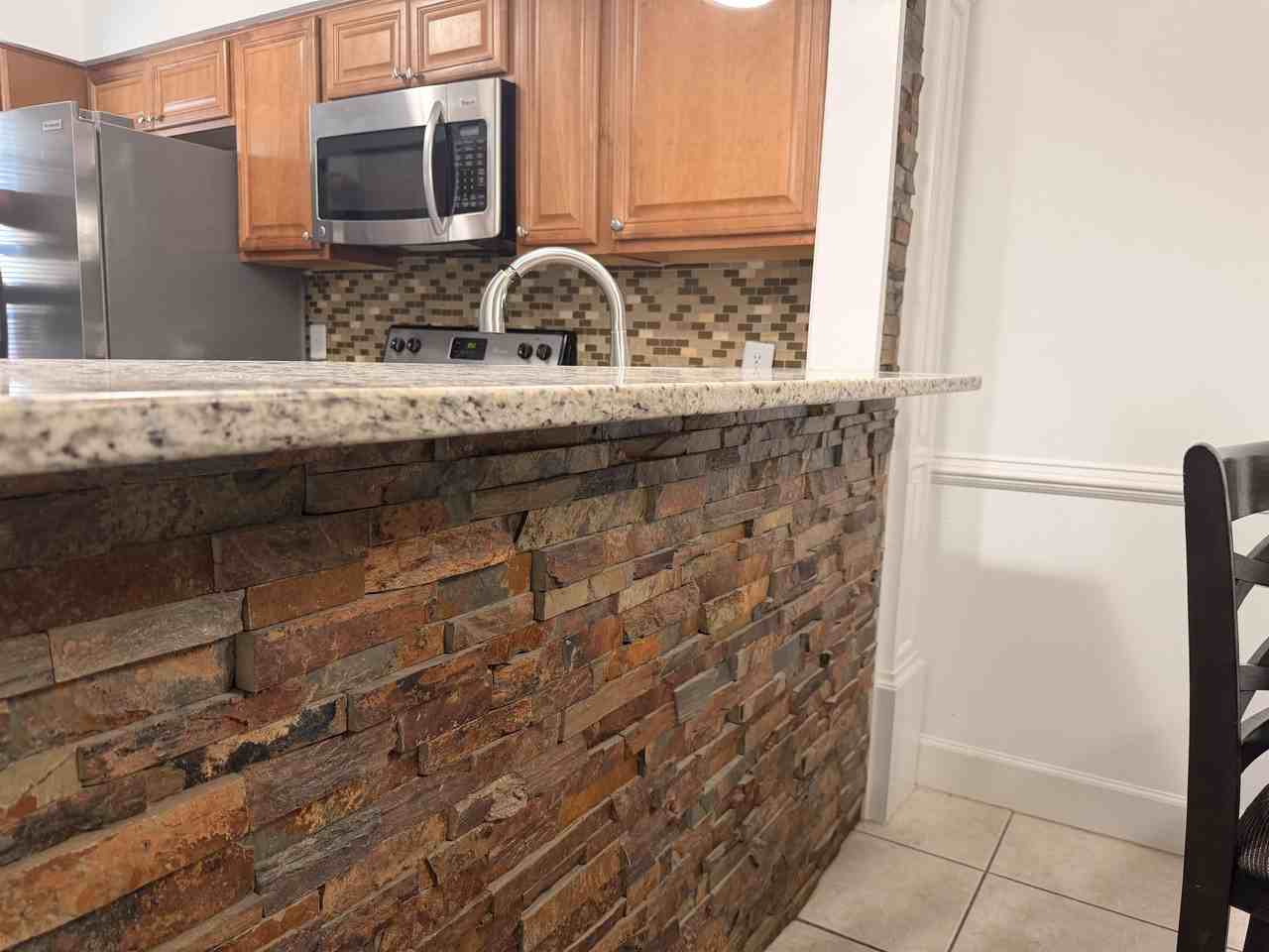 400 17th Ave S - Photo 5 of 31