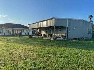 312 Glenmore St - Photo 2 of 9