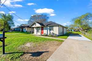 featured image of 804 Avenue B
