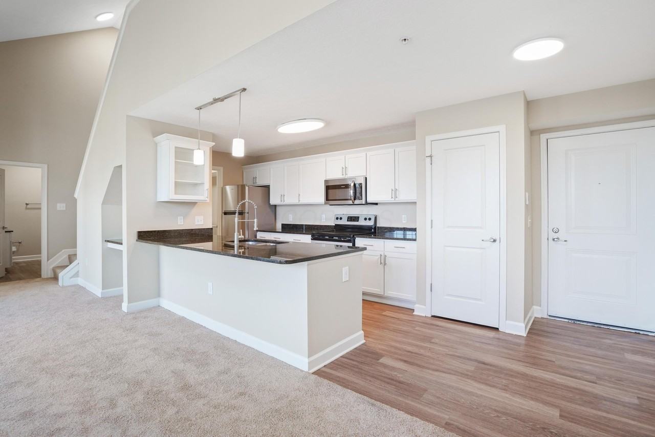 5906 Whitebark Pine Trl - Photo 6 of 41