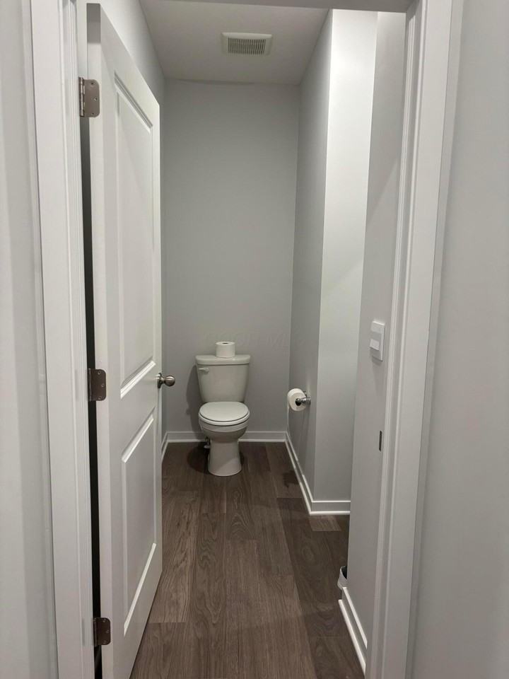 38 Sunbeam Ct - Photo 7 of 22