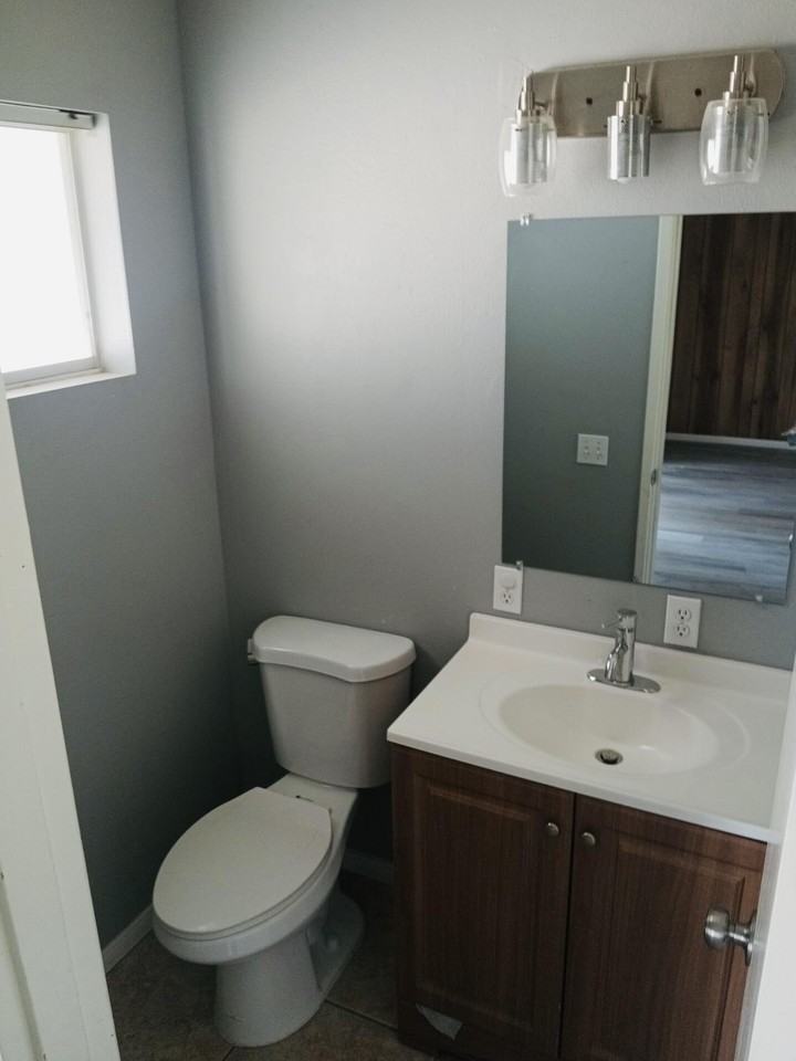 2373 Oahu Ln - Photo 6 of 10
