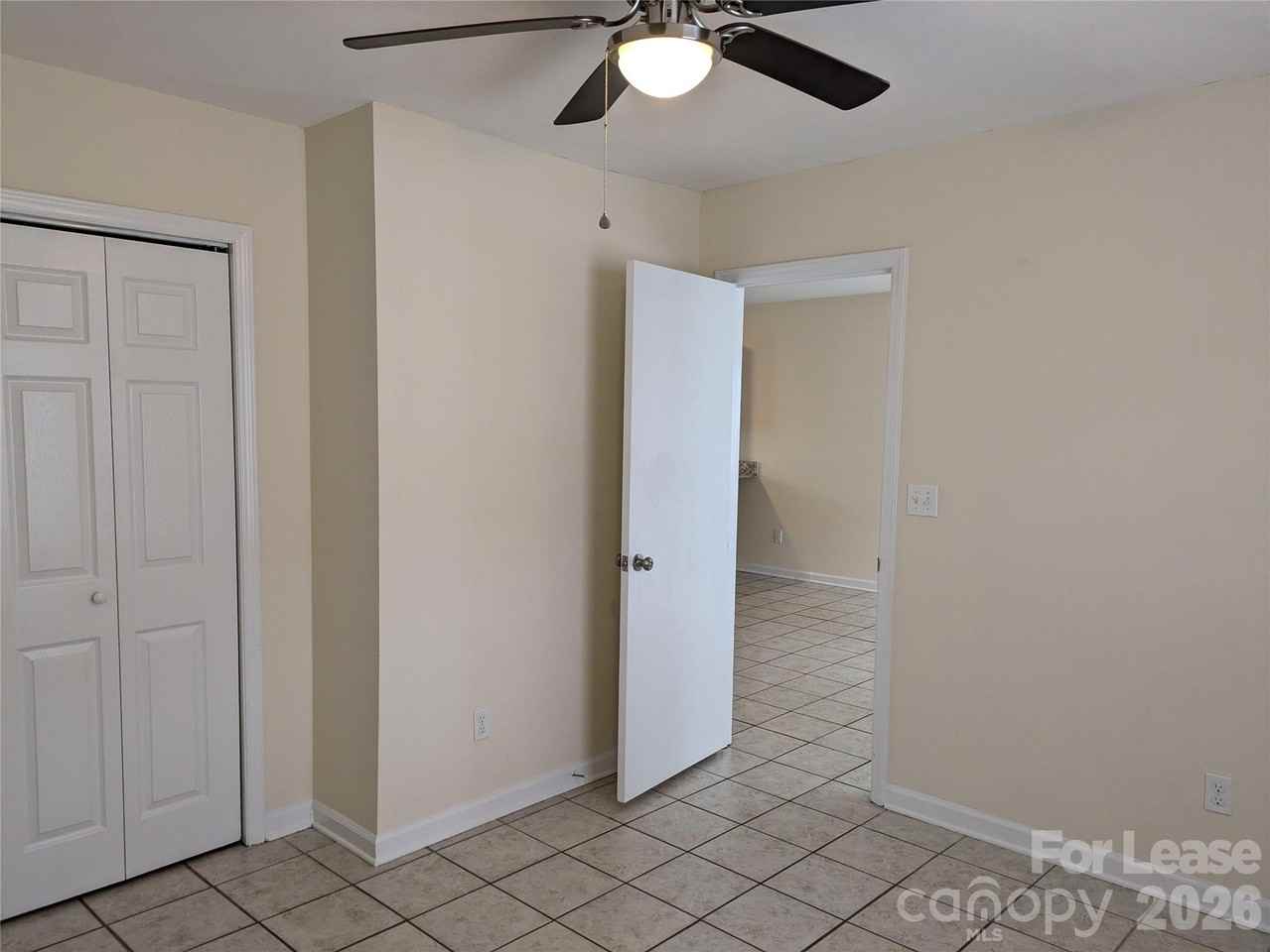 252 Lytton St - Photo 6 of 16