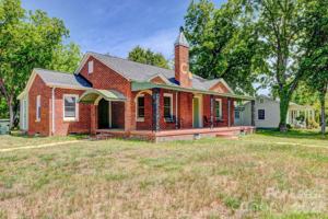 featured image of 1006 Delview Rd
