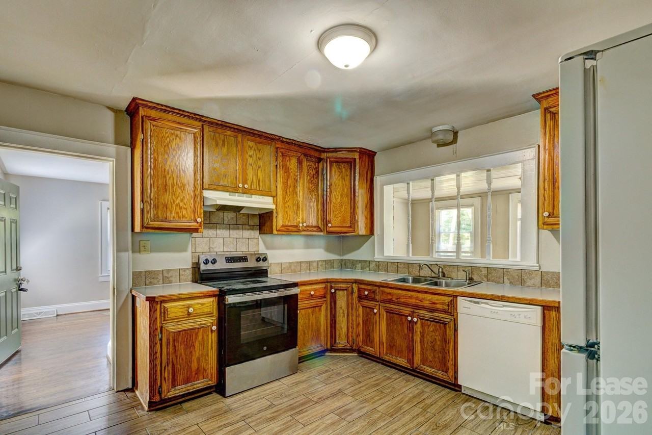 1006 Delview Rd - Photo 6 of 10