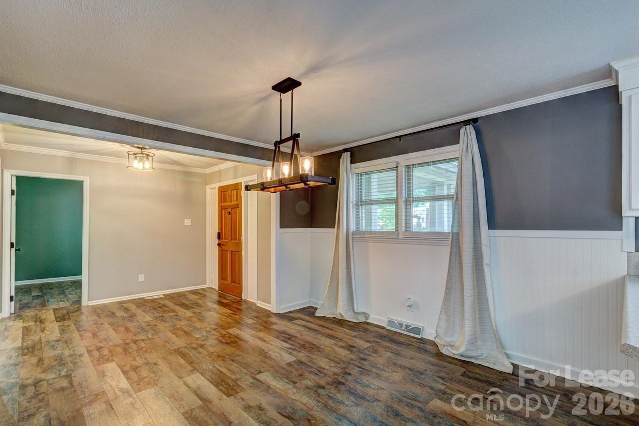 1409 Delview Rd - Photo 6 of 19