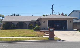 featured image of 2318 Medina Ave