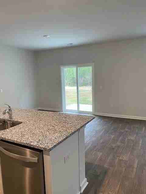 121 Blossom Wood Ln - Photo 3 of 19