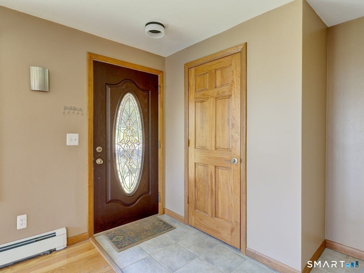 3 Russell Dr - Photo 2 of 32